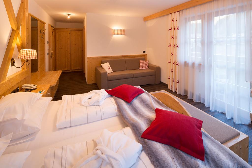 Hotel Somont Selva di Val Gardena Esterno foto