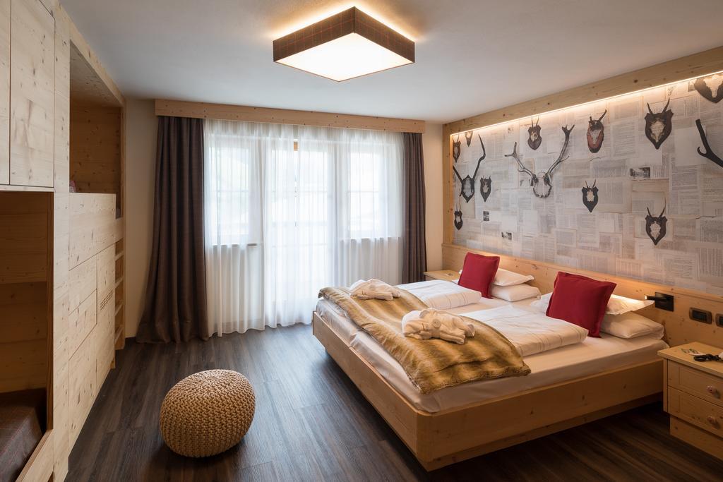 Hotel Somont Selva di Val Gardena Esterno foto